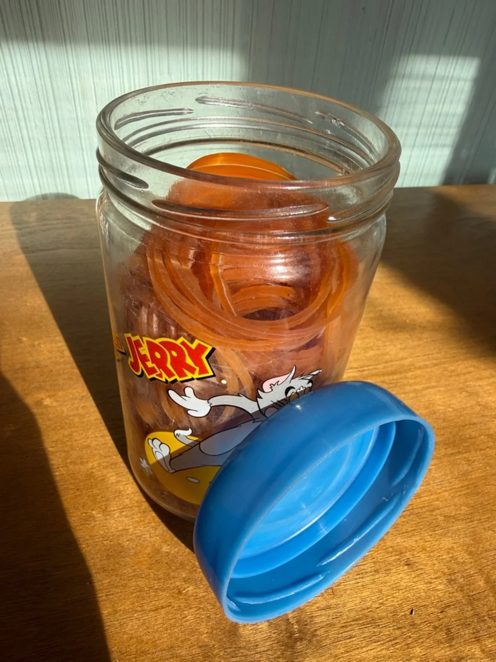 Quirky Retro Oddball Vintage Floral Cartoon Tom & Jerry Storage Jar w/ Blue Lid